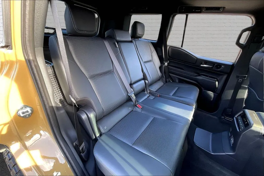 Toyota Land Cruiser photo 25