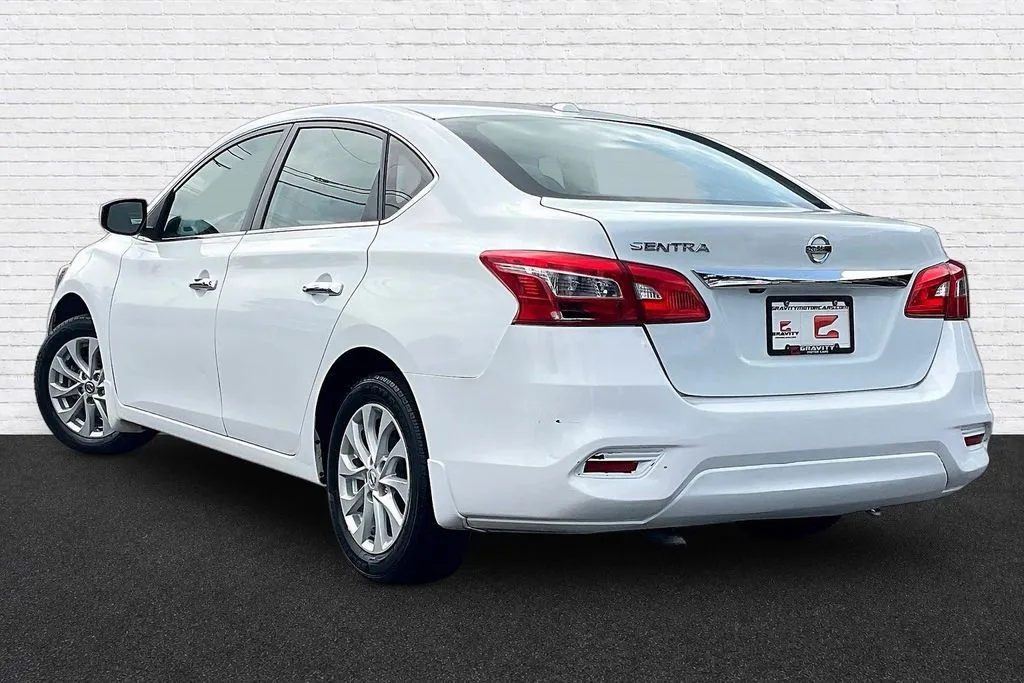 Nissan Sentra photo 4