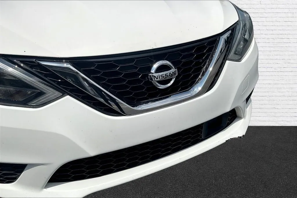Nissan Sentra photo 29