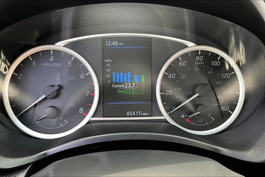 Nissan Sentra photo 12