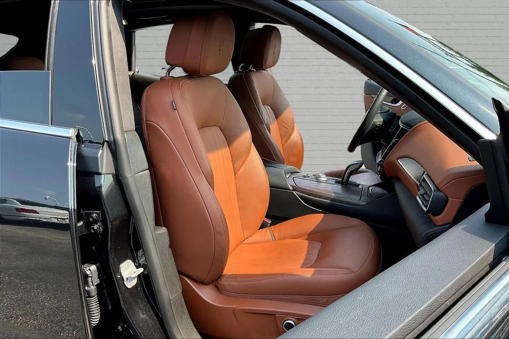 Maserati Levante photo 27
