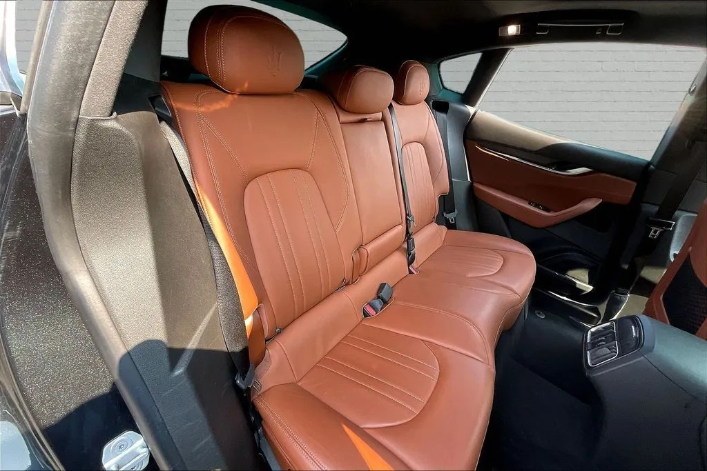Maserati Levante photo 23