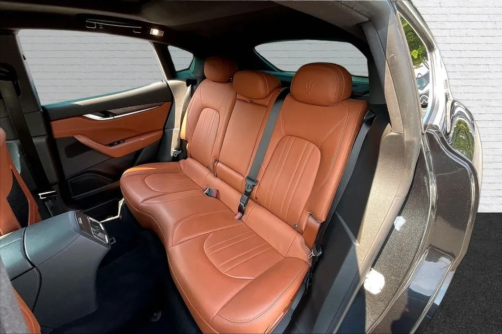 Maserati Levante photo 20