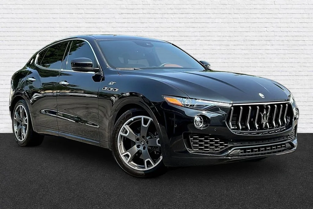 Maserati Levante photo 3