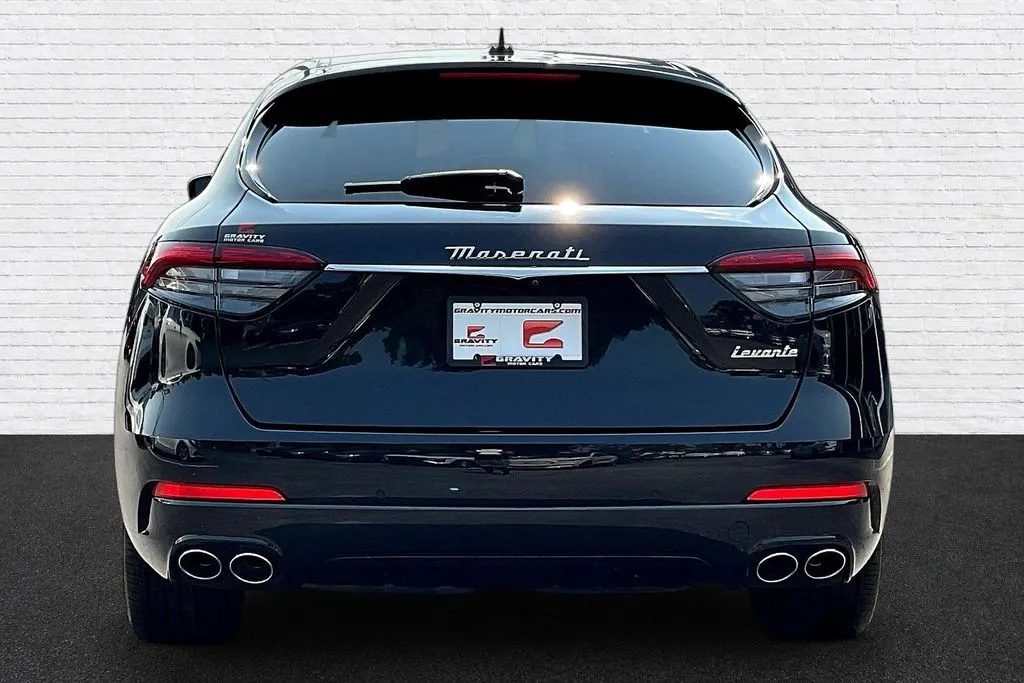 Maserati Levante photo 5