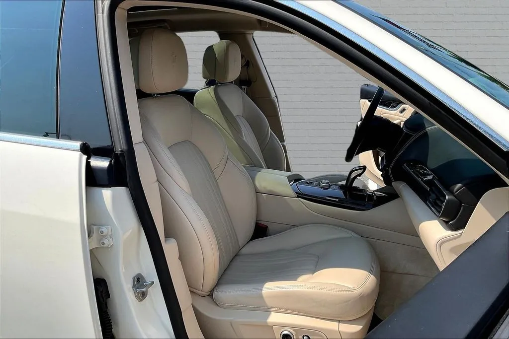 Maserati Levante photo 28