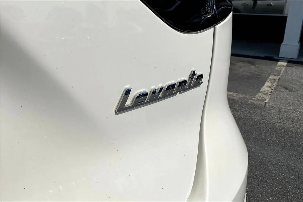 Maserati Levante photo 23