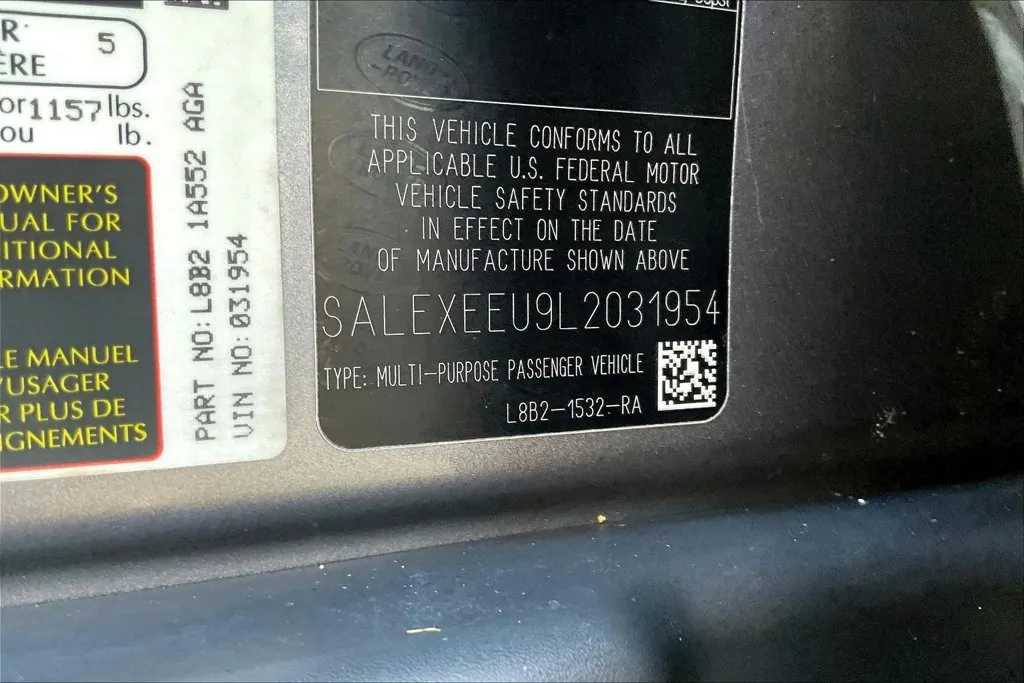 Land Rover Defender photo 19