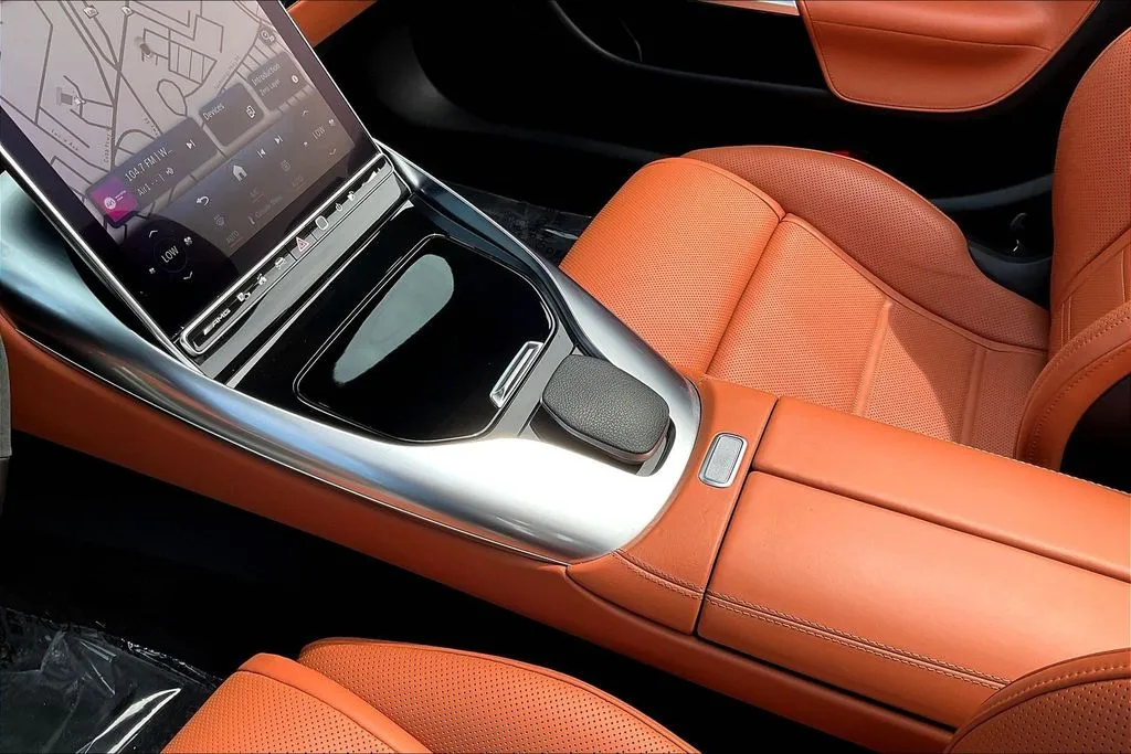 Mercedes-Benz SL-Class photo 17