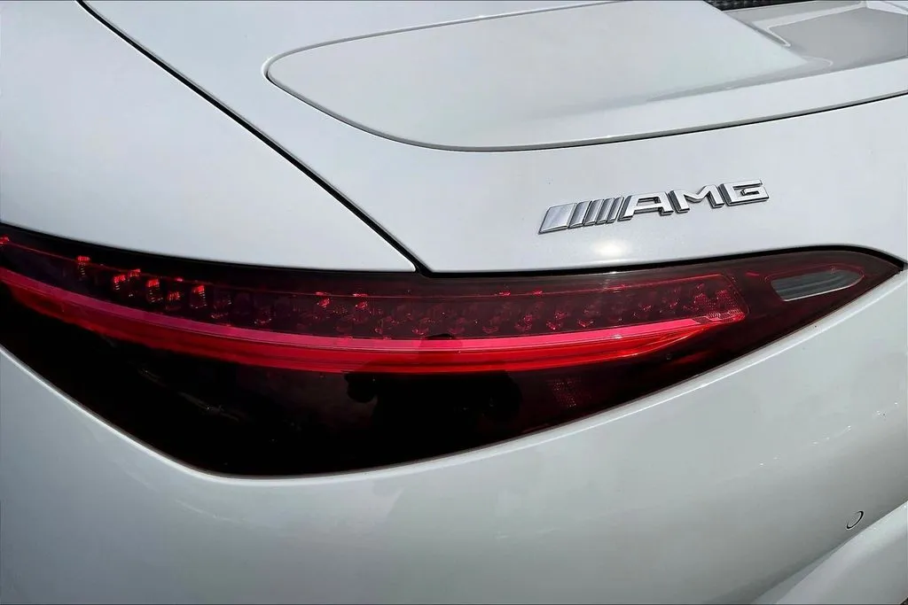 Mercedes-Benz SL-Class photo 22