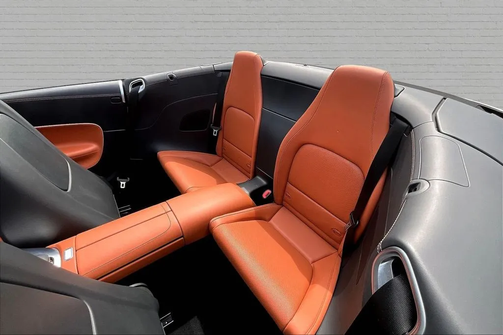 Mercedes-Benz SL-Class photo 21