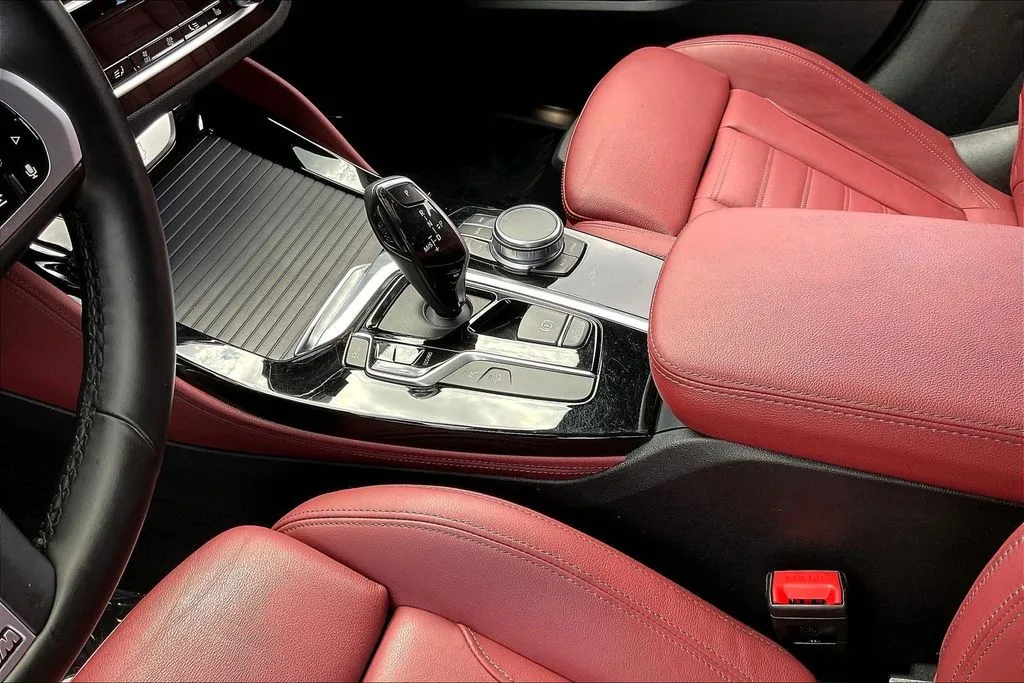 BMW X4 photo 17