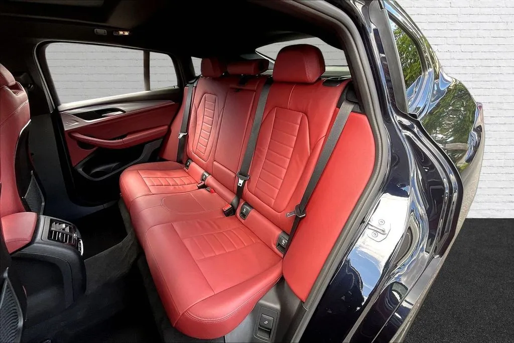 BMW X4 photo 21