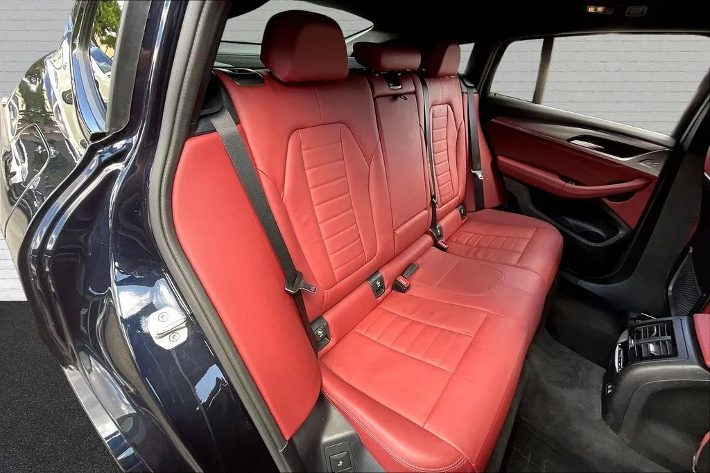 BMW X4 photo 24