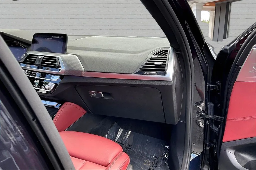 BMW X4 photo 25