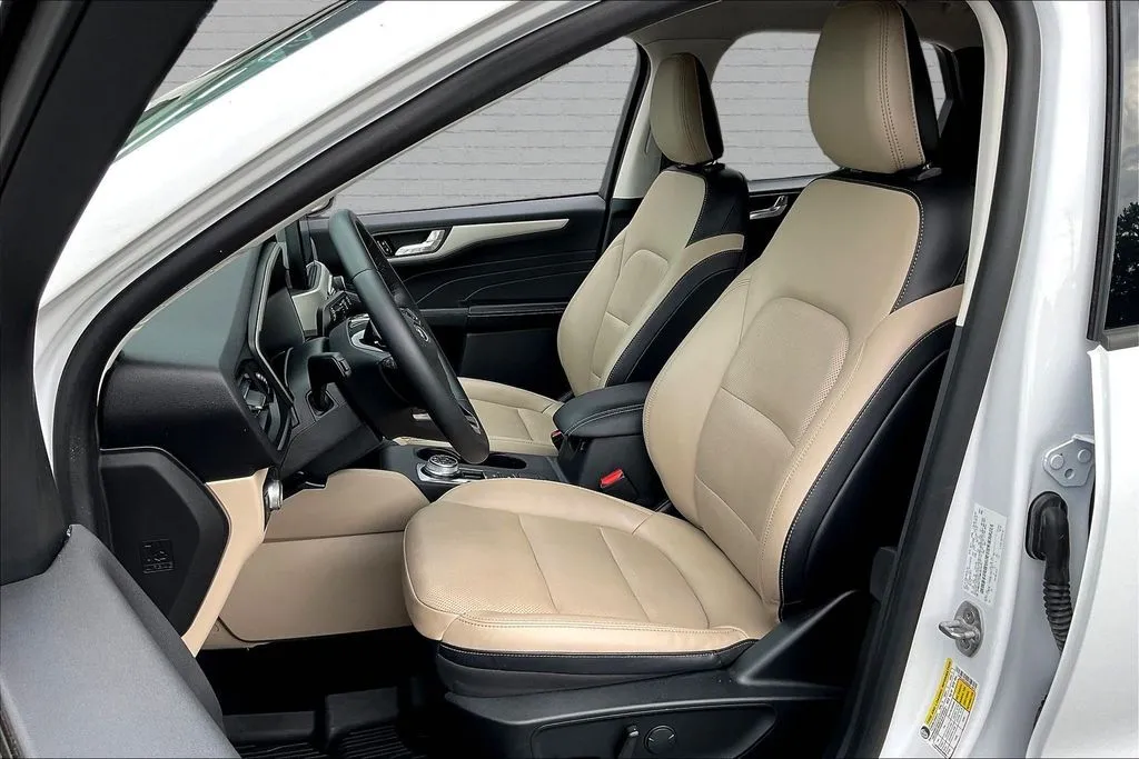 Ford Escape Hybrid photo 20