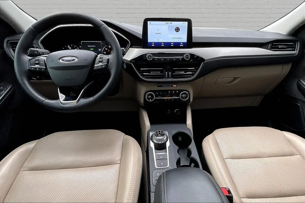 Ford Escape photo 7