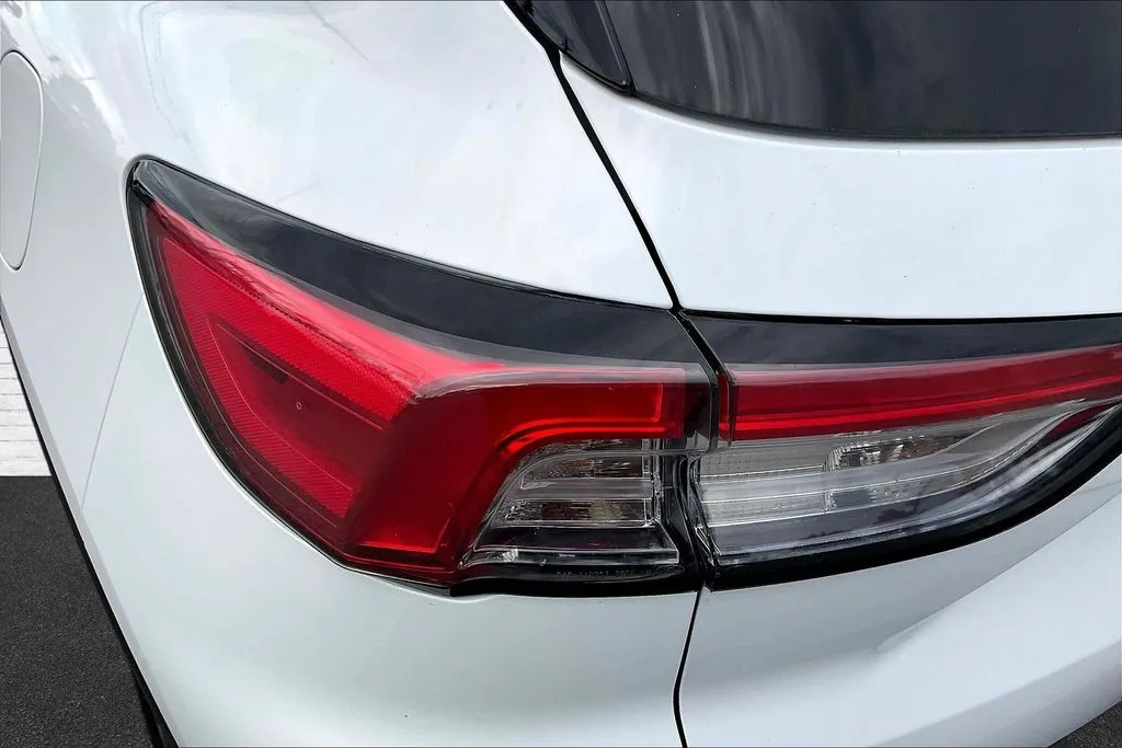 Ford Escape Hybrid photo 22