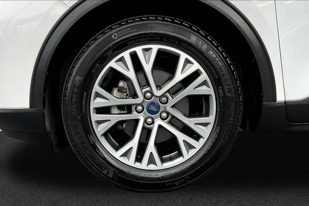 Ford Escape Hybrid photo 31