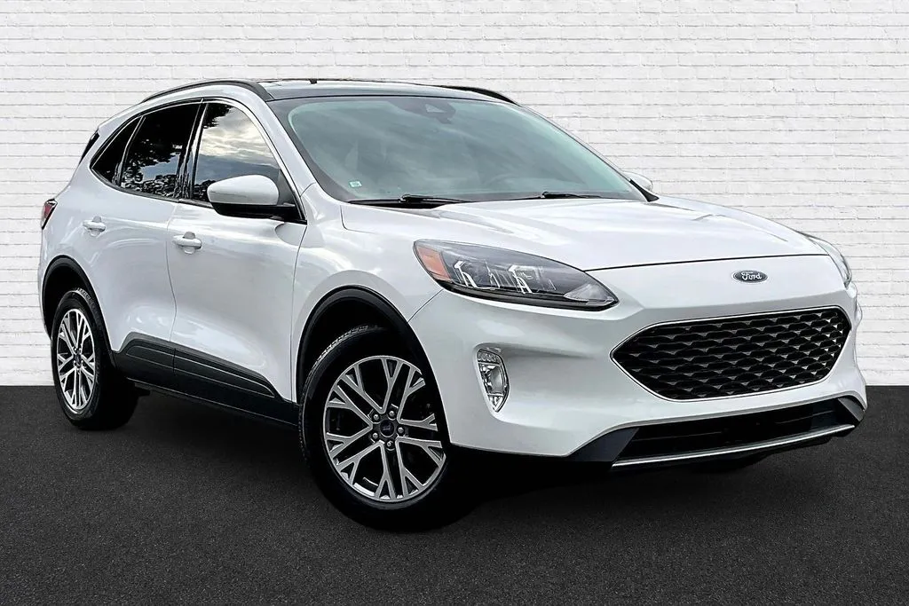 Ford Escape Hybrid photo 3