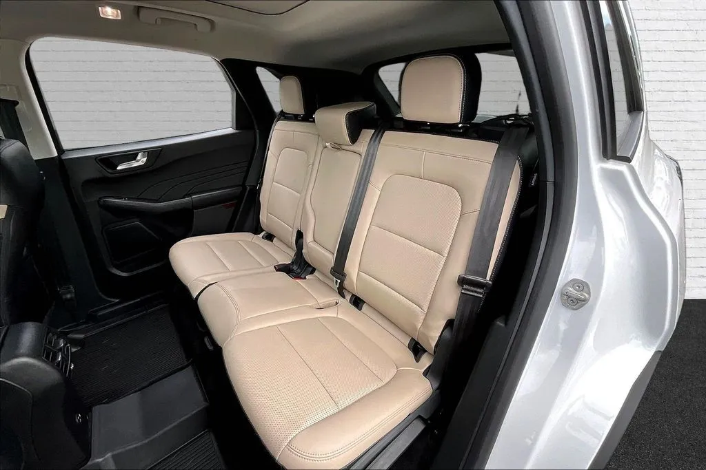 Ford Escape Hybrid photo 21
