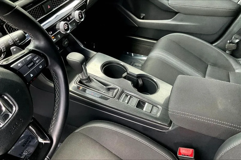 Honda Civic photo 17
