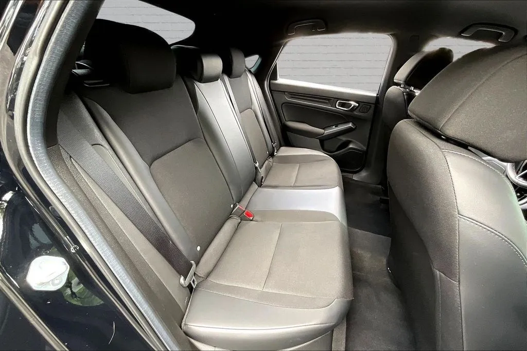 Honda Civic photo 24