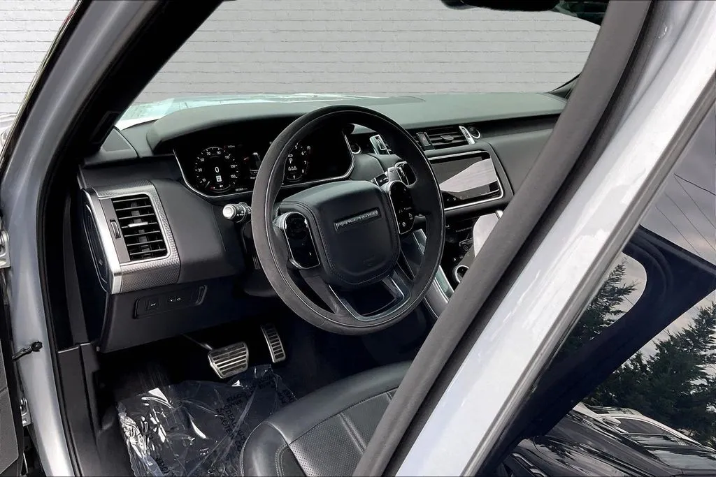 Land Rover Range Rover Sport photo 16