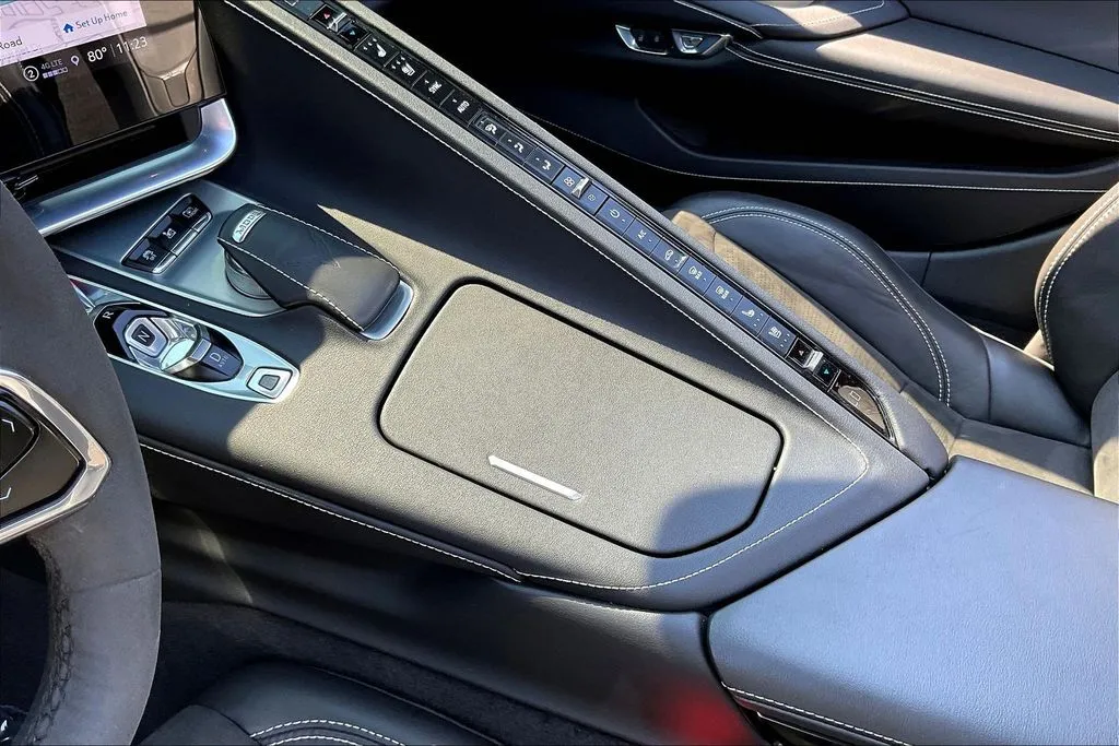 Chevrolet Corvette photo 16