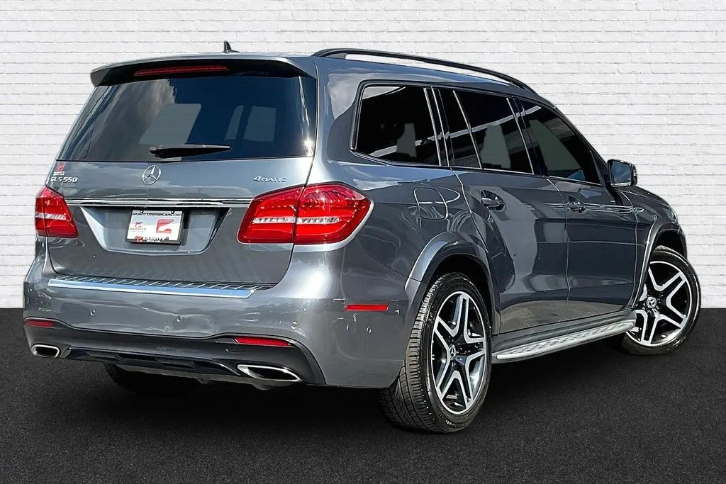 Mercedes-Benz GLS photo 6