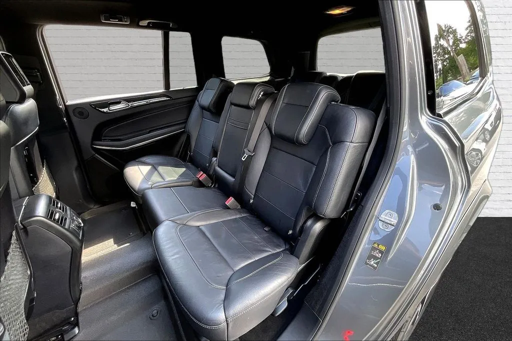 Mercedes-Benz GLS photo 20