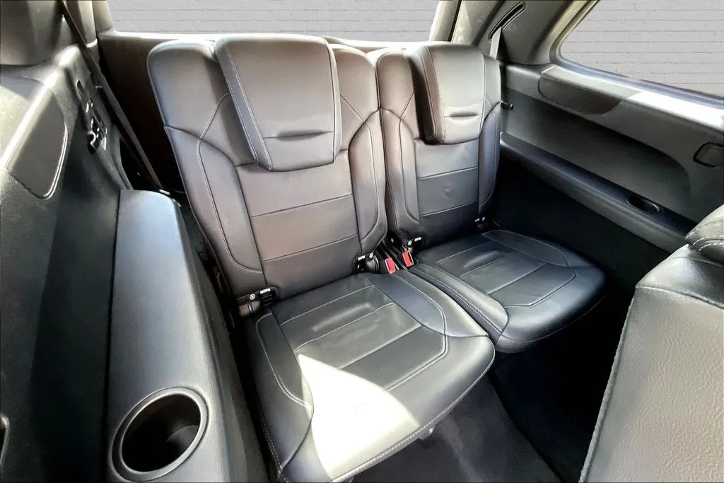 Mercedes-Benz GLS photo 24