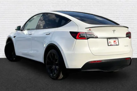 More photos of 2023 Tesla Model Y Long Range at Gravity Motor Cars, GA