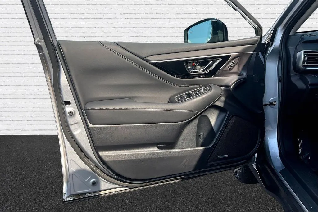 Subaru Outback photo 18