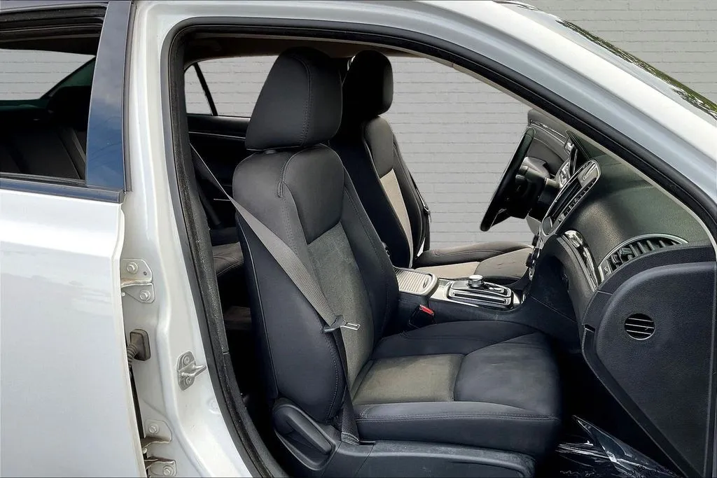Chrysler 300 photo 18