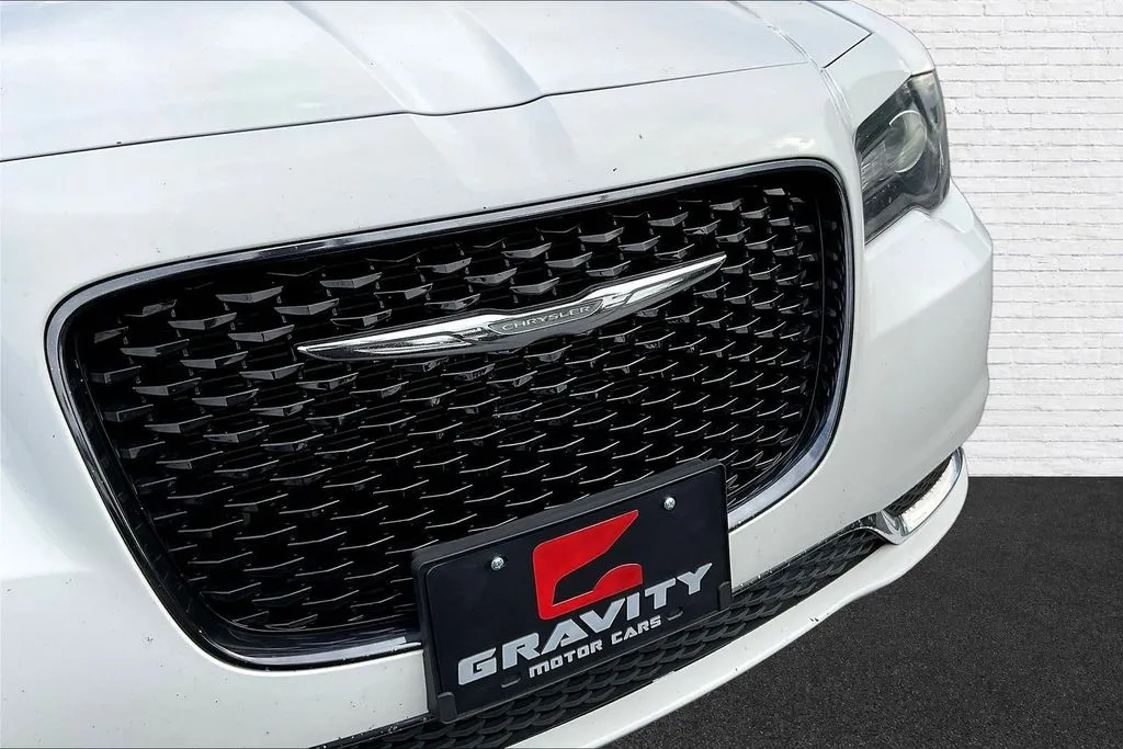 Chrysler 300 photo 20