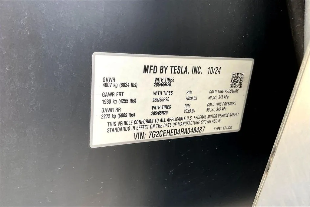 Tesla Cybertruck photo 14