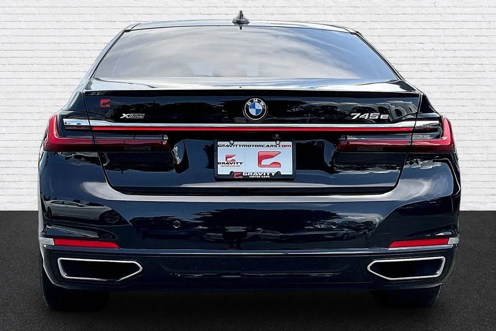 BMW 7 Series photo 5