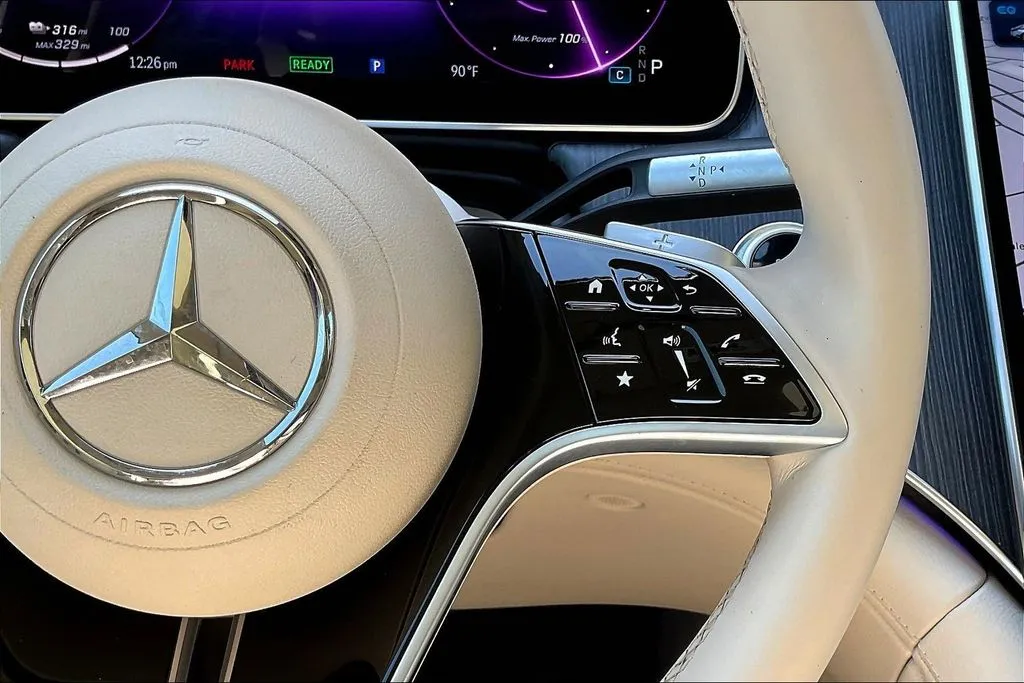 Mercedes-Benz EQS photo 12