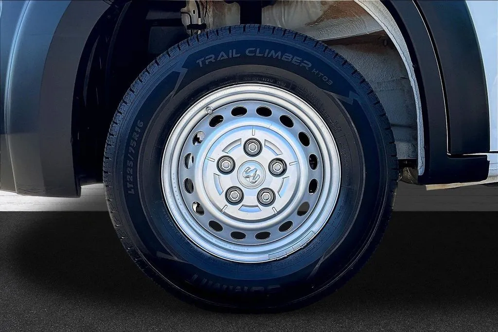 Ram ProMaster 2500 photo 29