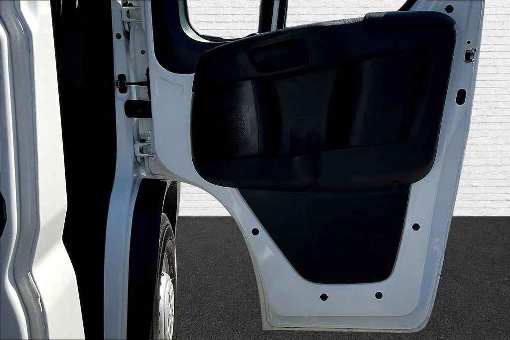 Ram ProMaster 2500 photo 25