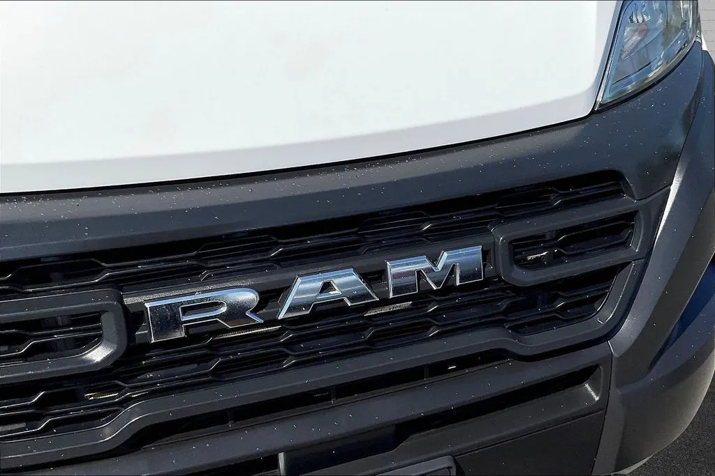 Ram ProMaster 2500 photo 28