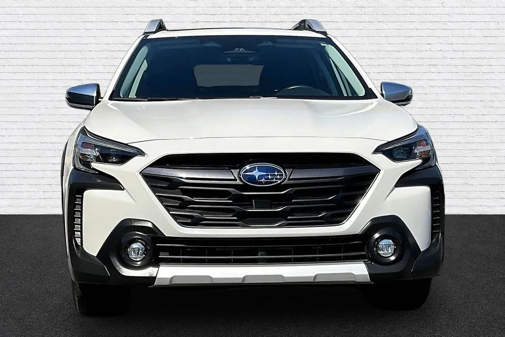 Subaru Outback photo 2