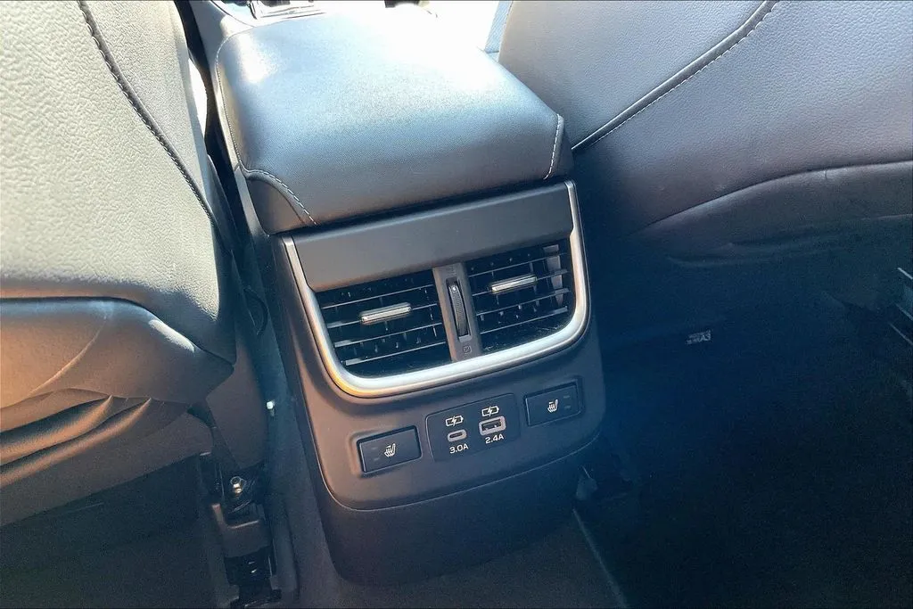 Subaru Outback photo 10