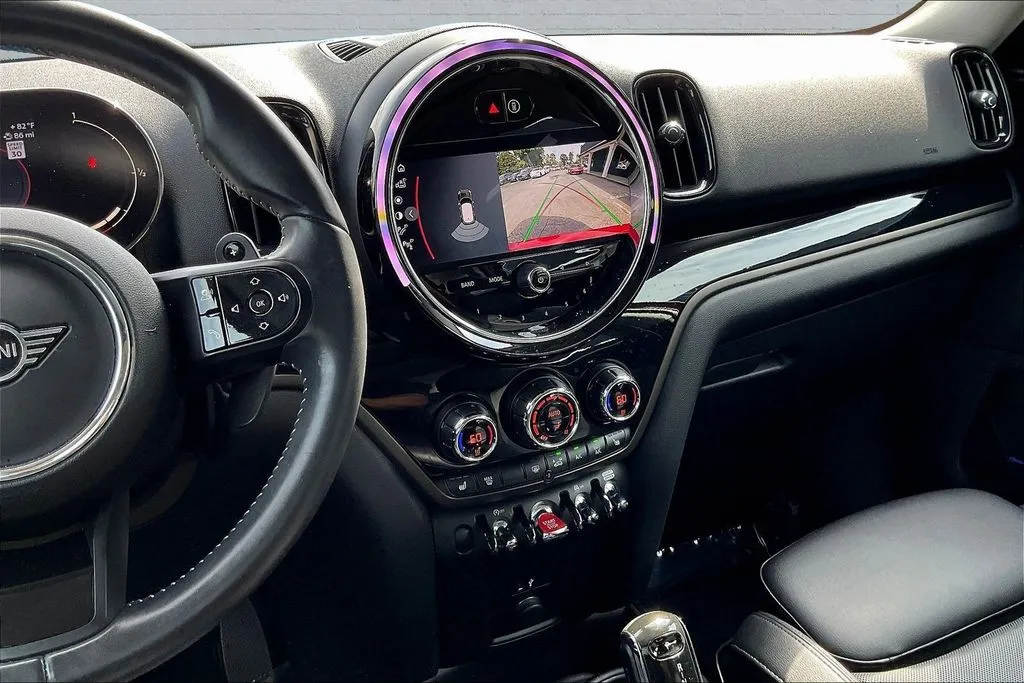 Mini Cooper S Countryman photo 9