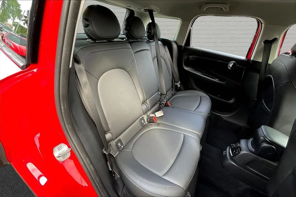 Mini Cooper S Countryman photo 23
