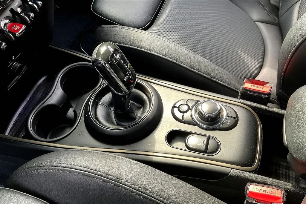 Mini Cooper S Countryman photo 16
