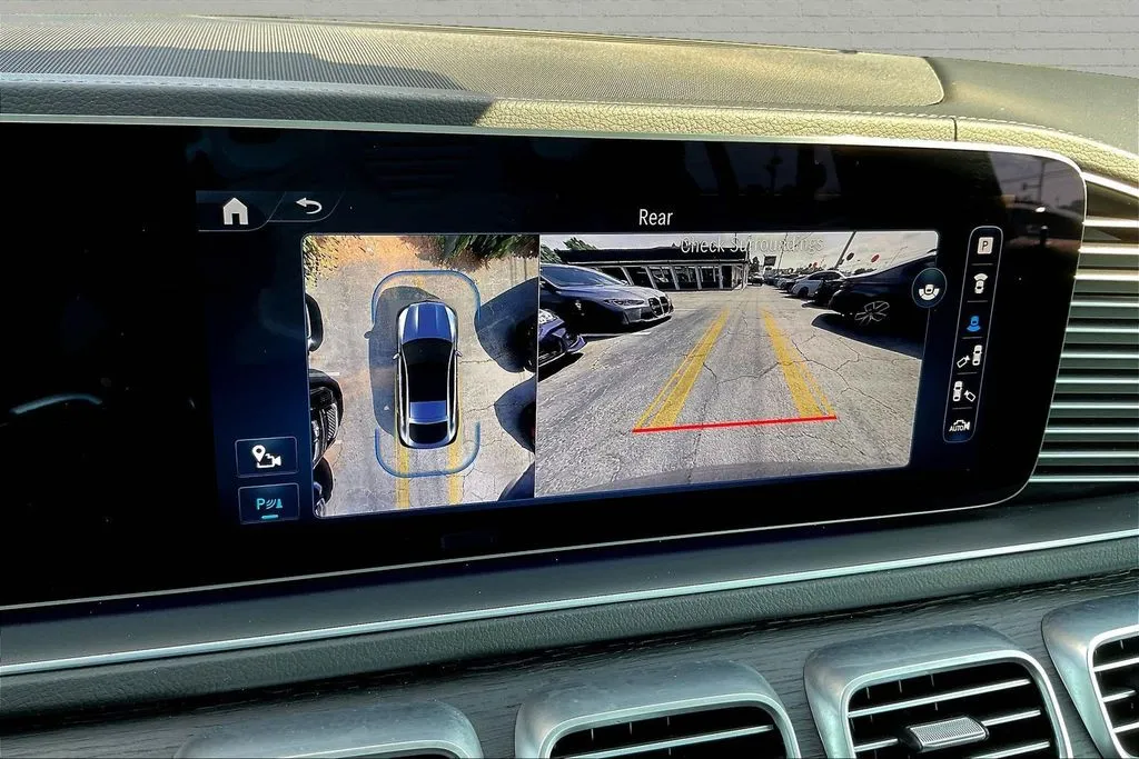 Mercedes-Benz GLE photo 14
