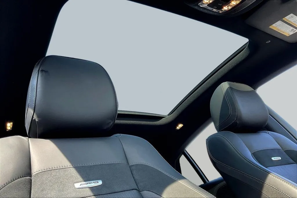Mercedes-Benz GLE photo 26