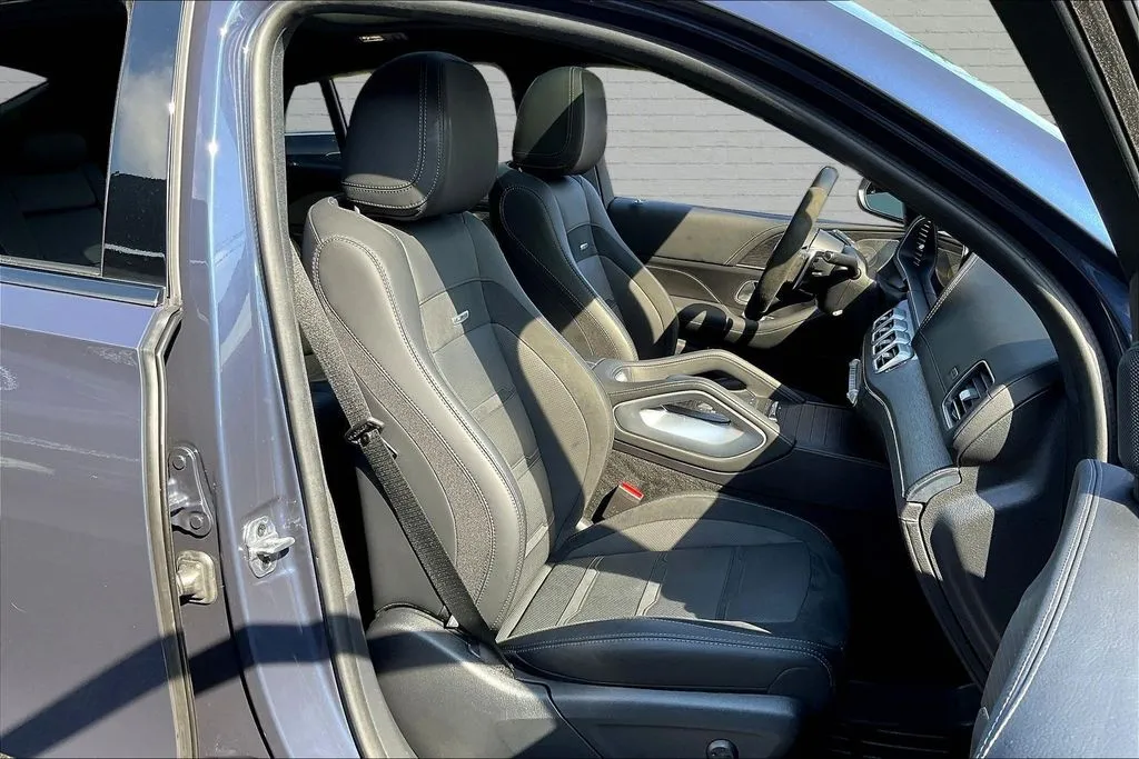 Mercedes-Benz GLE photo 28